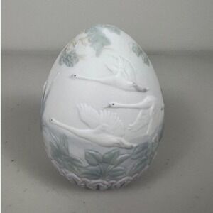 Lladro 1994 Annual Easter Egg Swan Family Matte Porcelain Figurine Spain 4in VTG